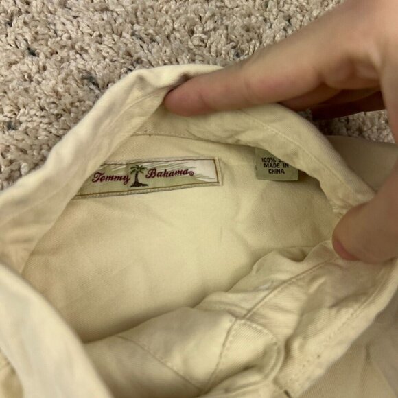 Tommy Bahama Mens Button Up Camp Shirt Large All Silk Long Sleeve Pale Yellow ** - Picture 2 of 11